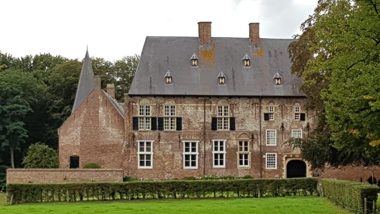 Blauwe Lelie Villa Ewijk Bagian luar foto